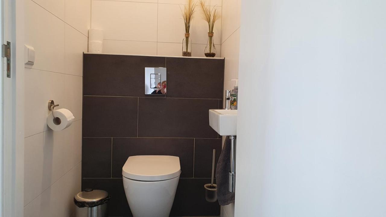 Luxe Zomerwoning Met Omheinde Tuin Voor Hond En Kinderen Dirkshorn Exterior photo
